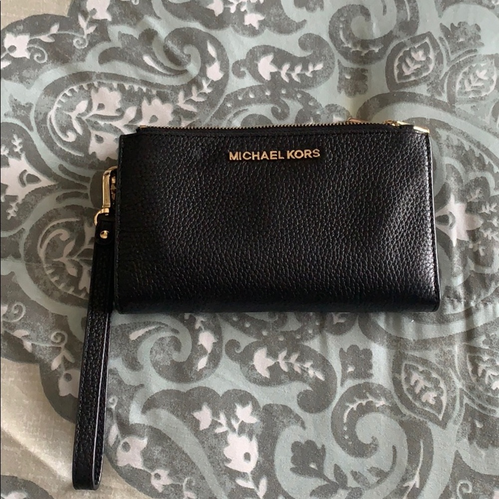 Michael Kors black hand bag